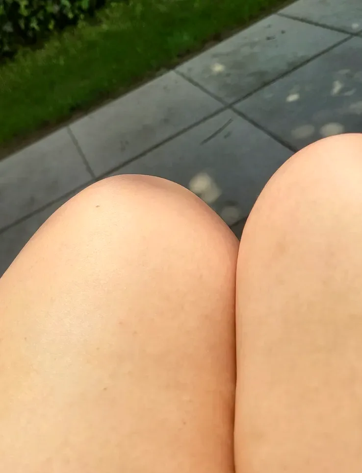 Lauren, 23